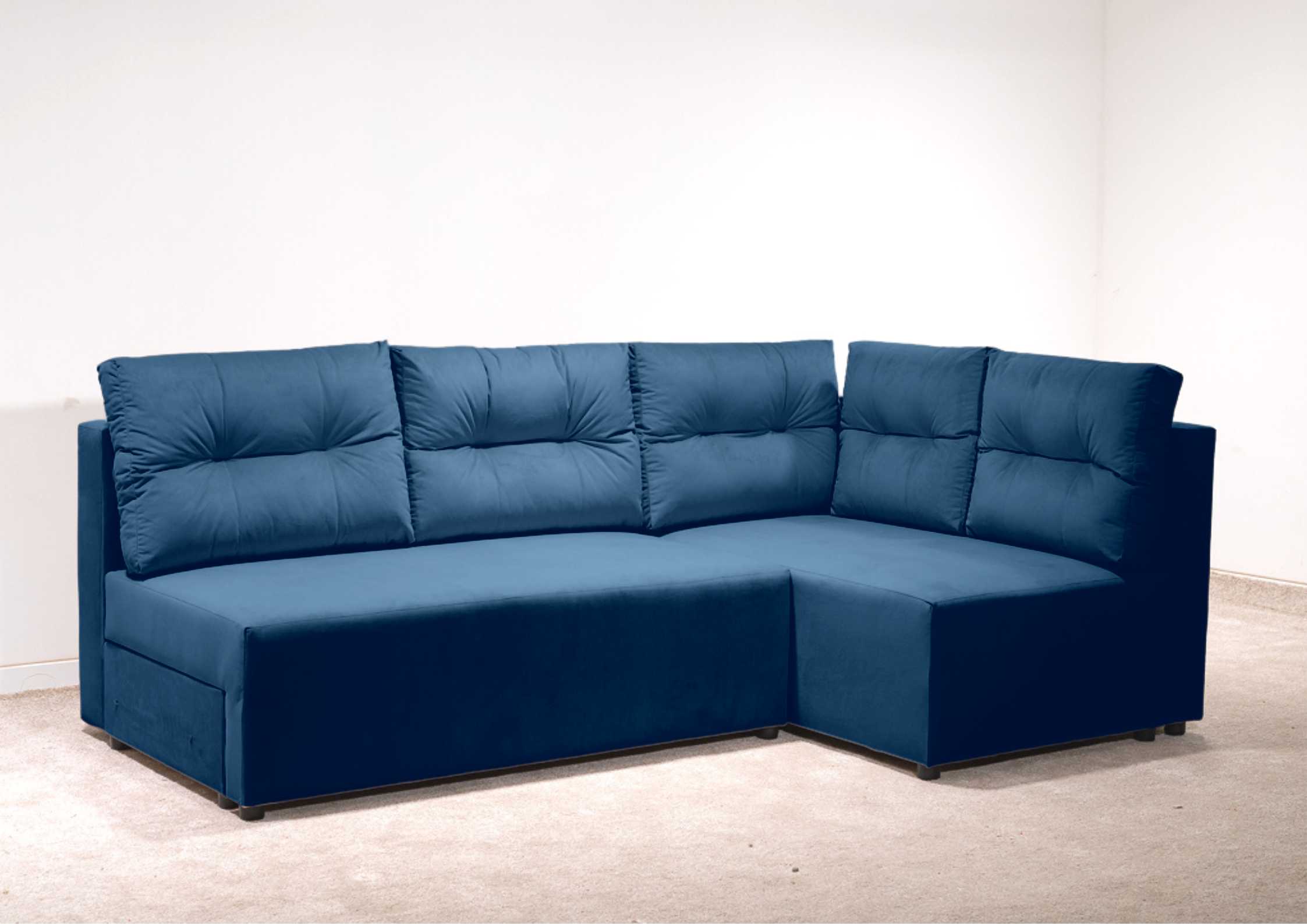 Mały narożnik z pikowanymi poduszkami granatowy